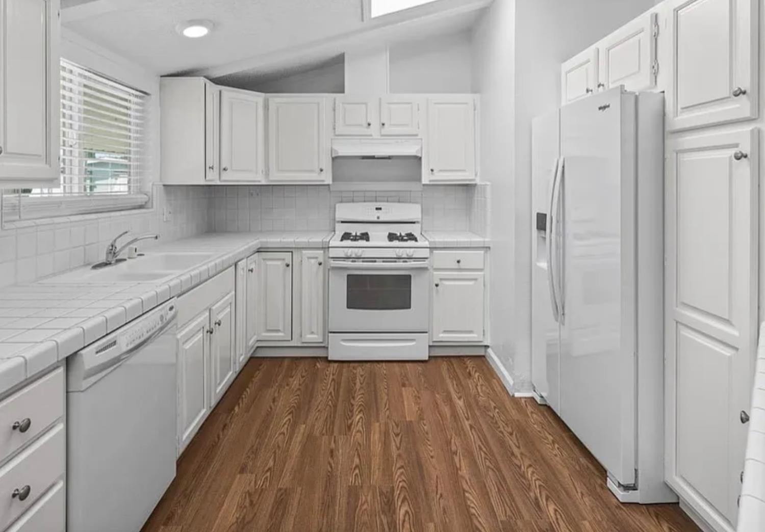 Detail Gallery Image 8 of 24 For 2240 Golden Oak Ln 81, Merced,  CA 95341 - 3 Beds | 2 Baths