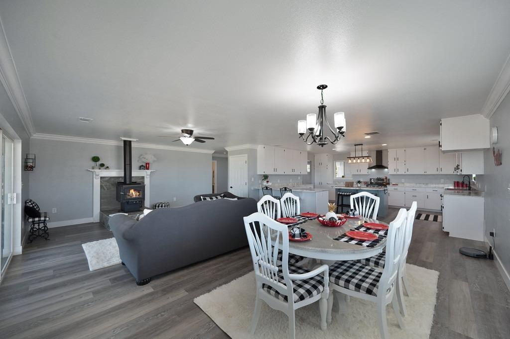 Detail Gallery Image 18 of 93 For 3656 Hokan Ln, Wheatland,  CA 95692 - 6 Beds | 4 Baths