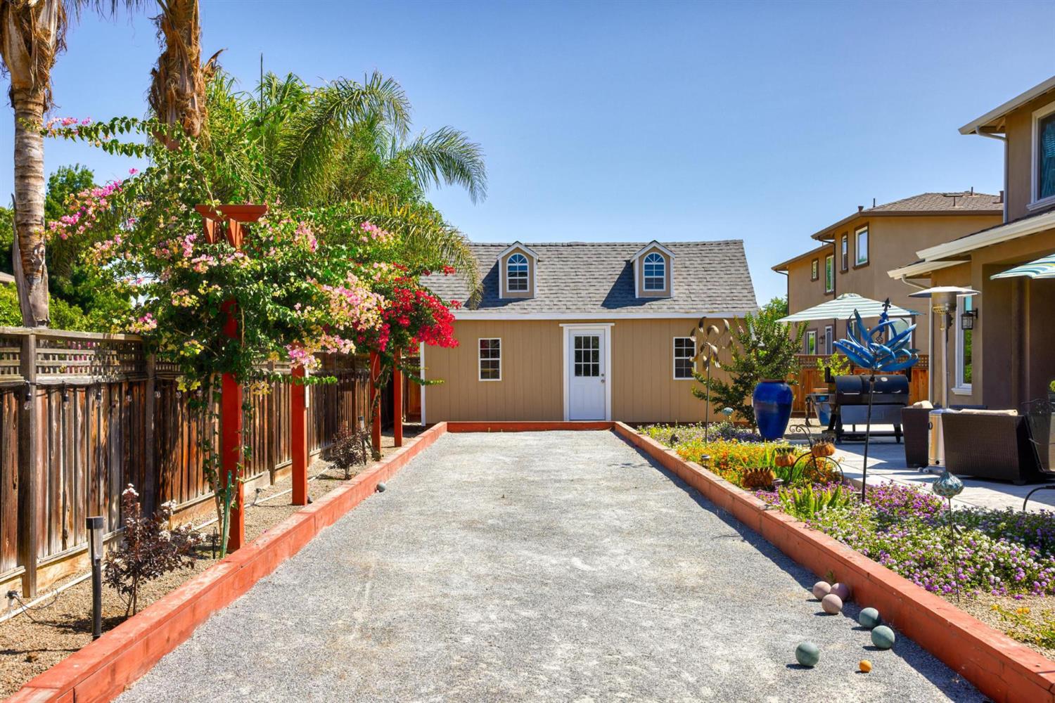 Detail Gallery Image 72 of 93 For 28344 S Lindly Ln, Tracy,  CA 95304 - 6 Beds | 5/2 Baths