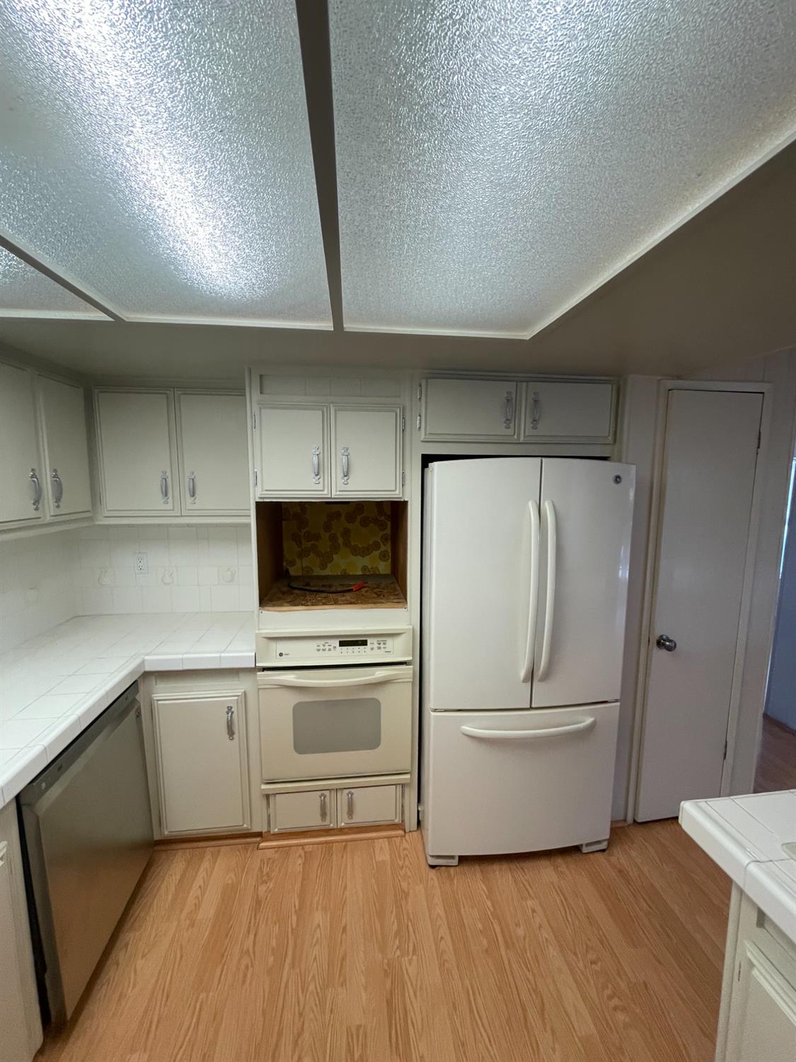 Detail Gallery Image 14 of 29 For 177 San Marcos, Lodi,  CA 95240 - 2 Beds | 2 Baths