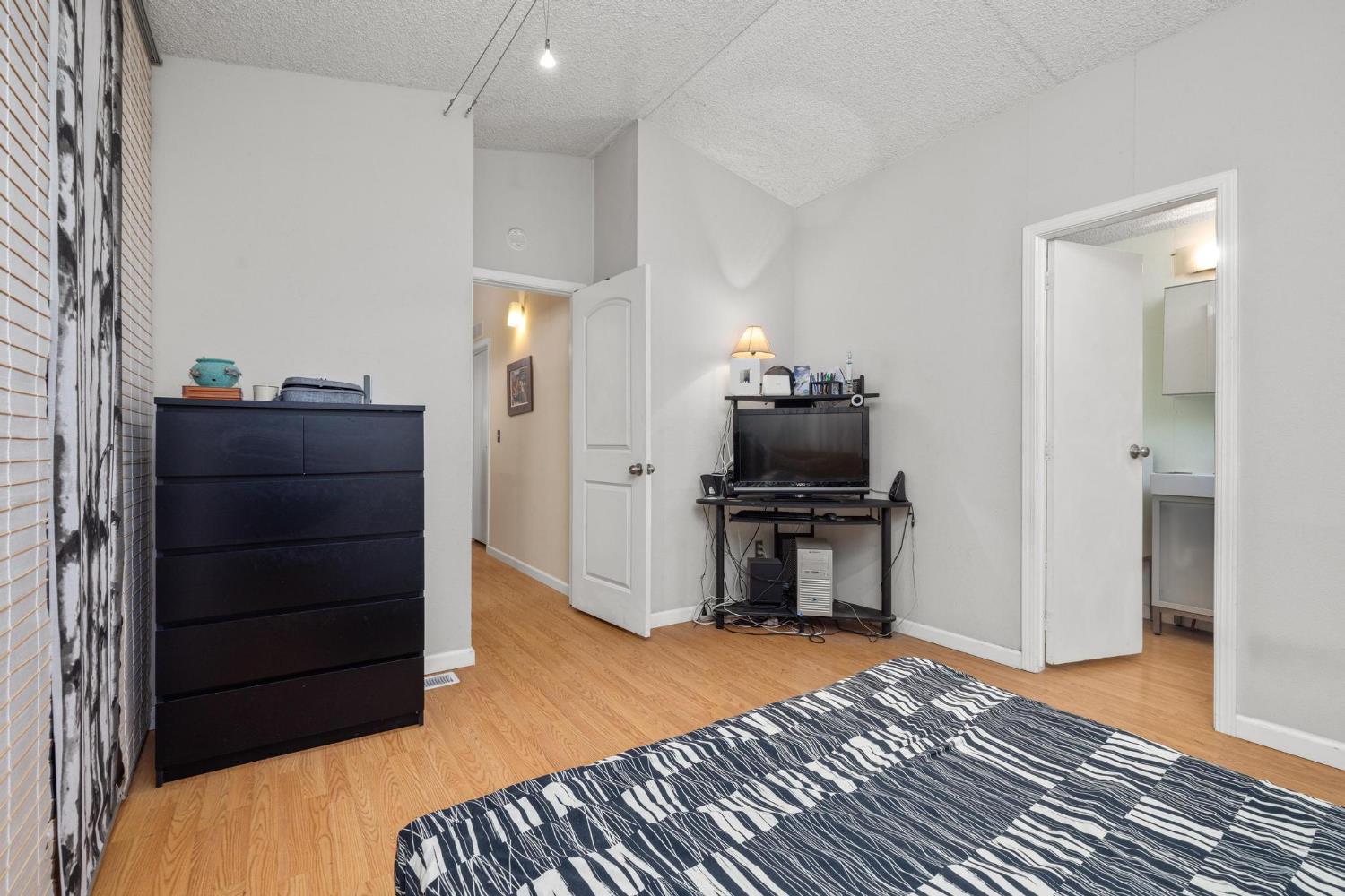 Detail Gallery Image 16 of 28 For 4399 Aplicella Ct 1, Manteca,  CA 95337 - 2 Beds | 2 Baths