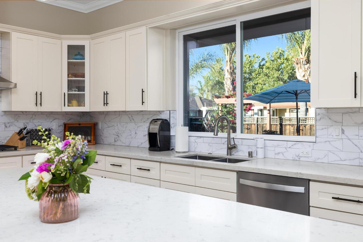 Detail Gallery Image 23 of 93 For 28344 S Lindly Ln, Tracy,  CA 95304 - 6 Beds | 5/2 Baths
