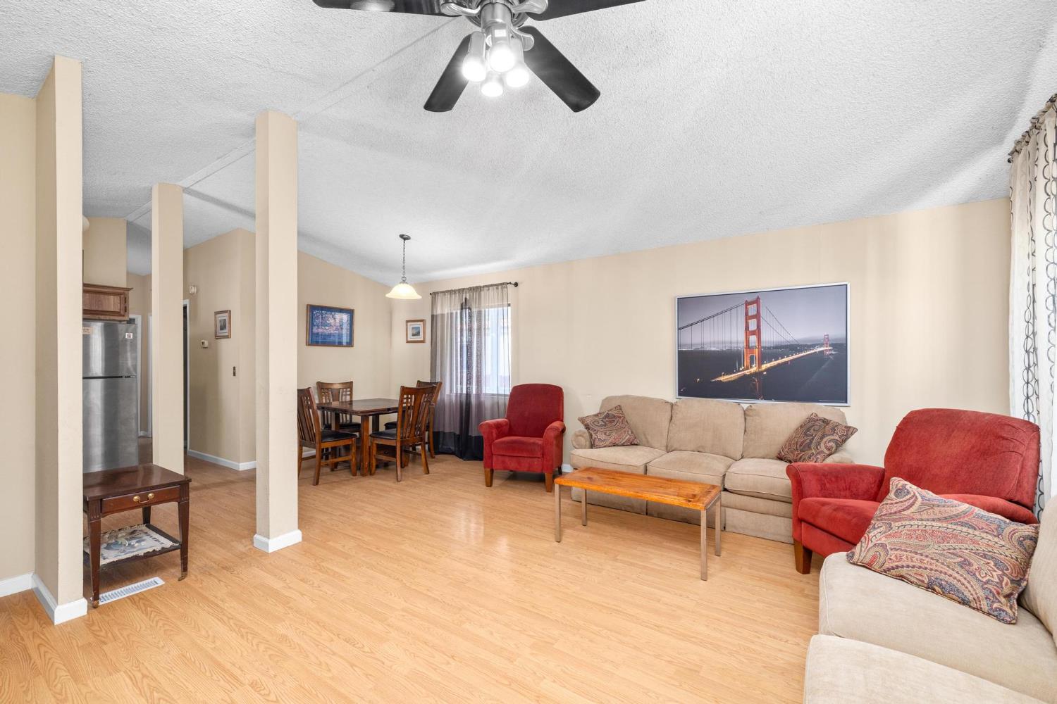Detail Gallery Image 9 of 28 For 4399 Aplicella Ct 1, Manteca,  CA 95337 - 2 Beds | 2 Baths