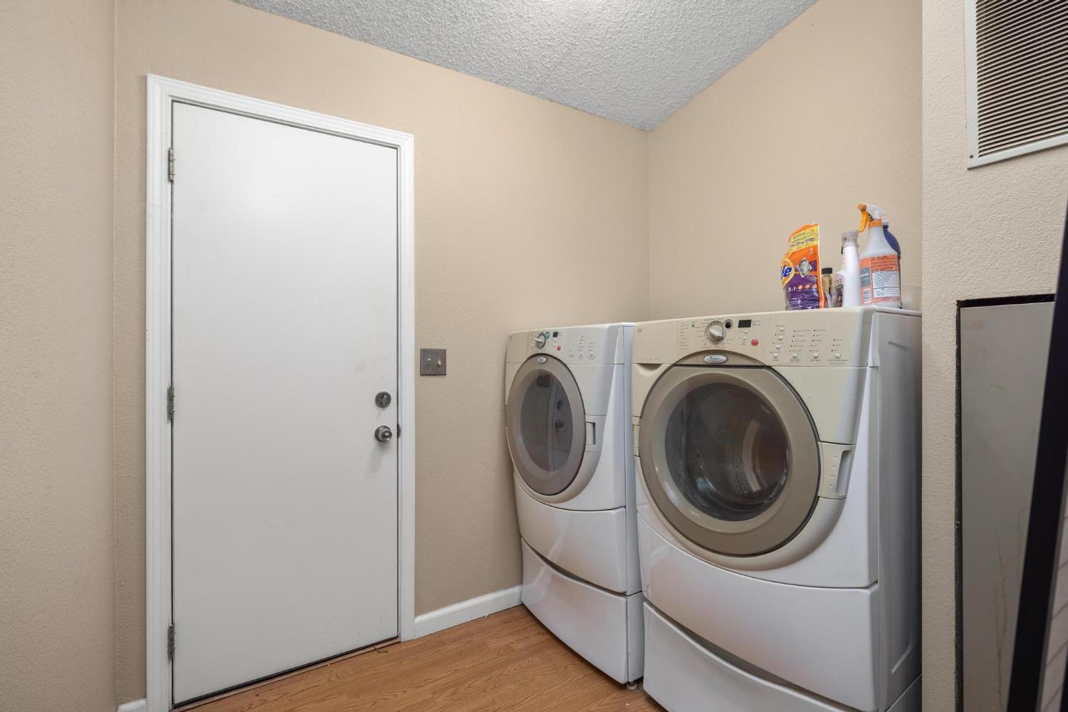 Detail Gallery Image 20 of 28 For 4399 Aplicella Ct 1, Manteca,  CA 95337 - 2 Beds | 2 Baths