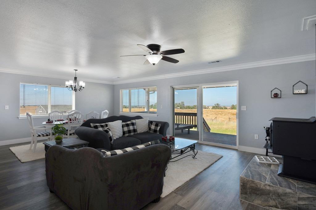 Detail Gallery Image 24 of 93 For 3656 Hokan Ln, Wheatland,  CA 95692 - 6 Beds | 4 Baths