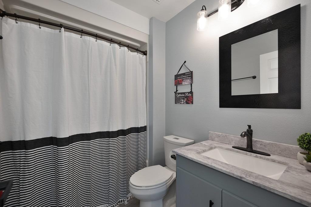 Detail Gallery Image 27 of 93 For 3656 Hokan Ln, Wheatland,  CA 95692 - 6 Beds | 4 Baths