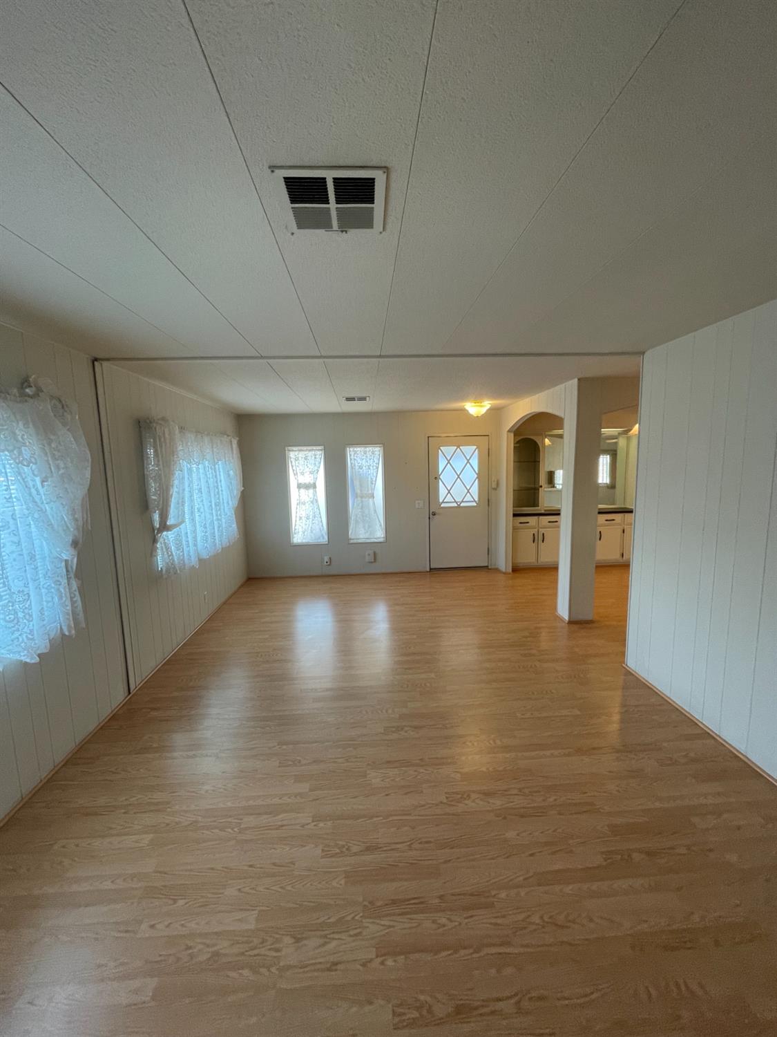 Detail Gallery Image 17 of 29 For 177 San Marcos, Lodi,  CA 95240 - 2 Beds | 2 Baths