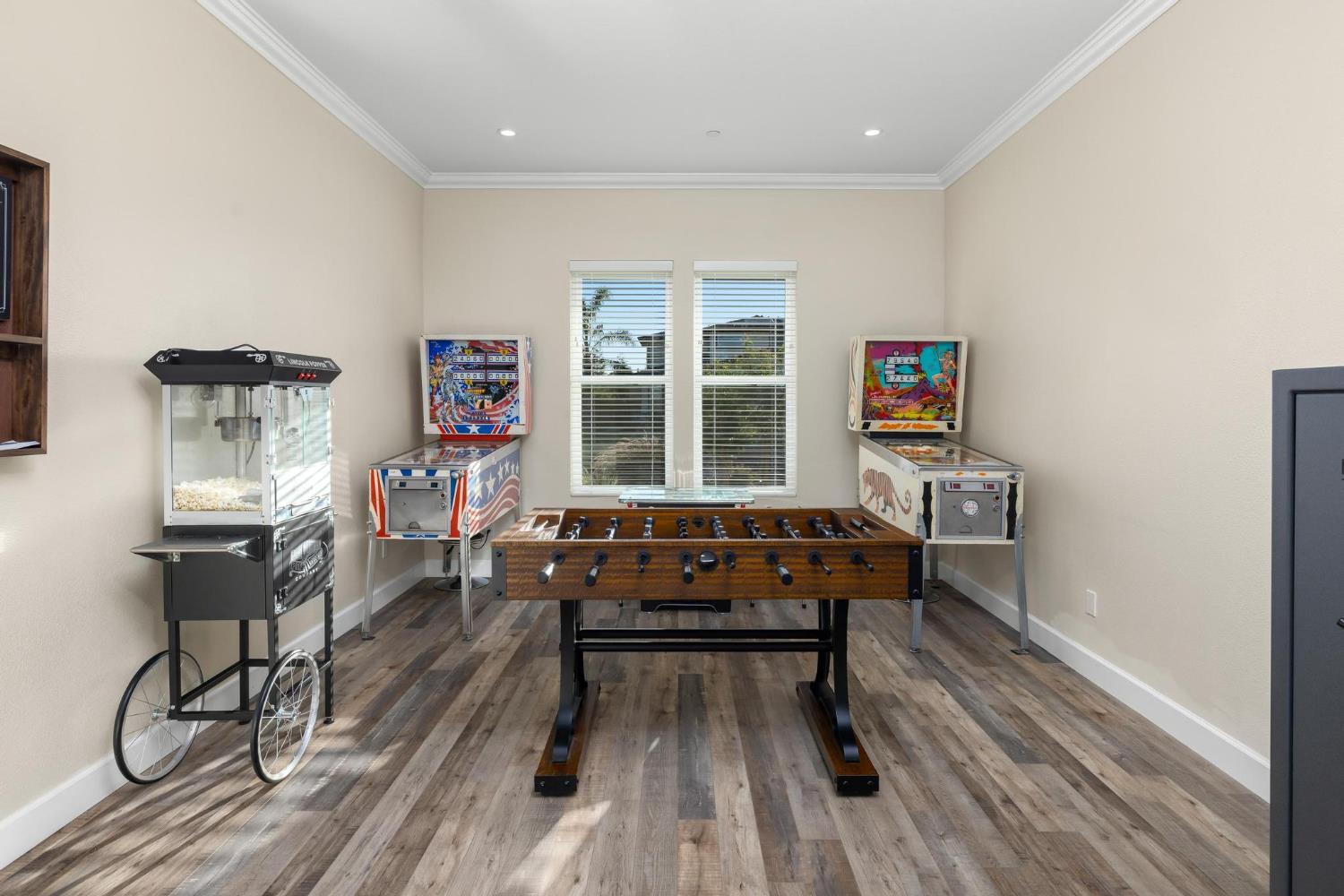 Detail Gallery Image 32 of 93 For 28344 S Lindly Ln, Tracy,  CA 95304 - 6 Beds | 5/2 Baths