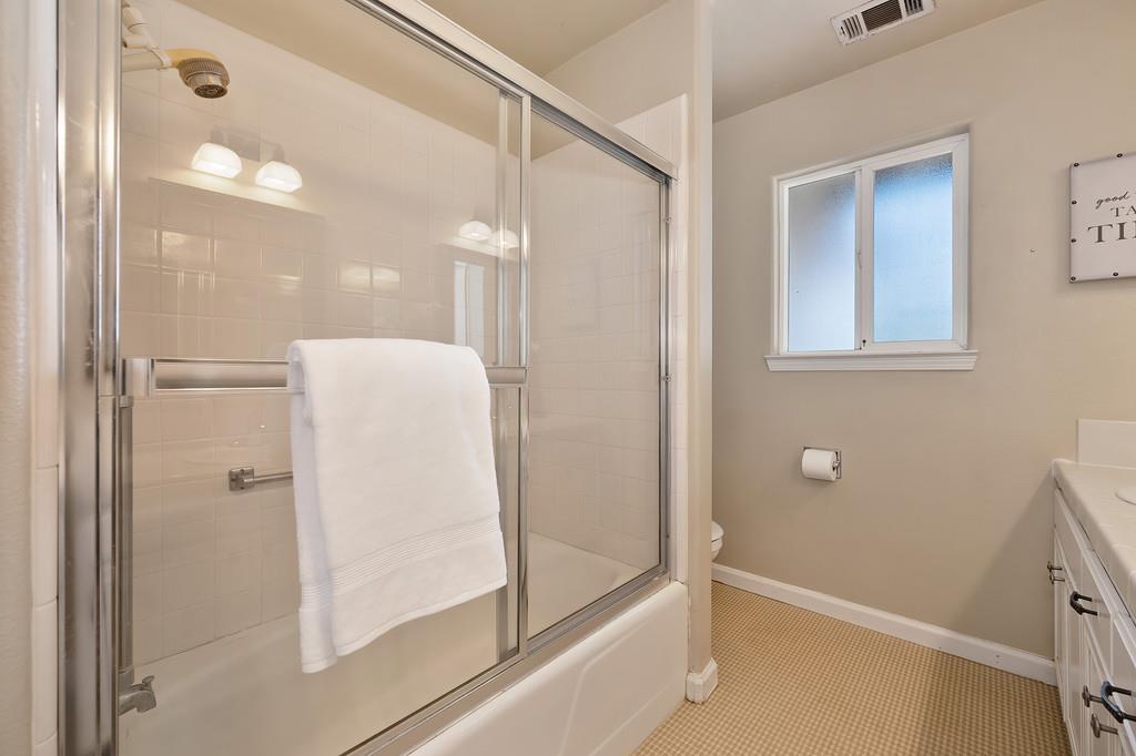 Detail Gallery Image 19 of 60 For 26375 Barb Wire Ln, Colfax,  CA 95713 - 3 Beds | 3 Baths