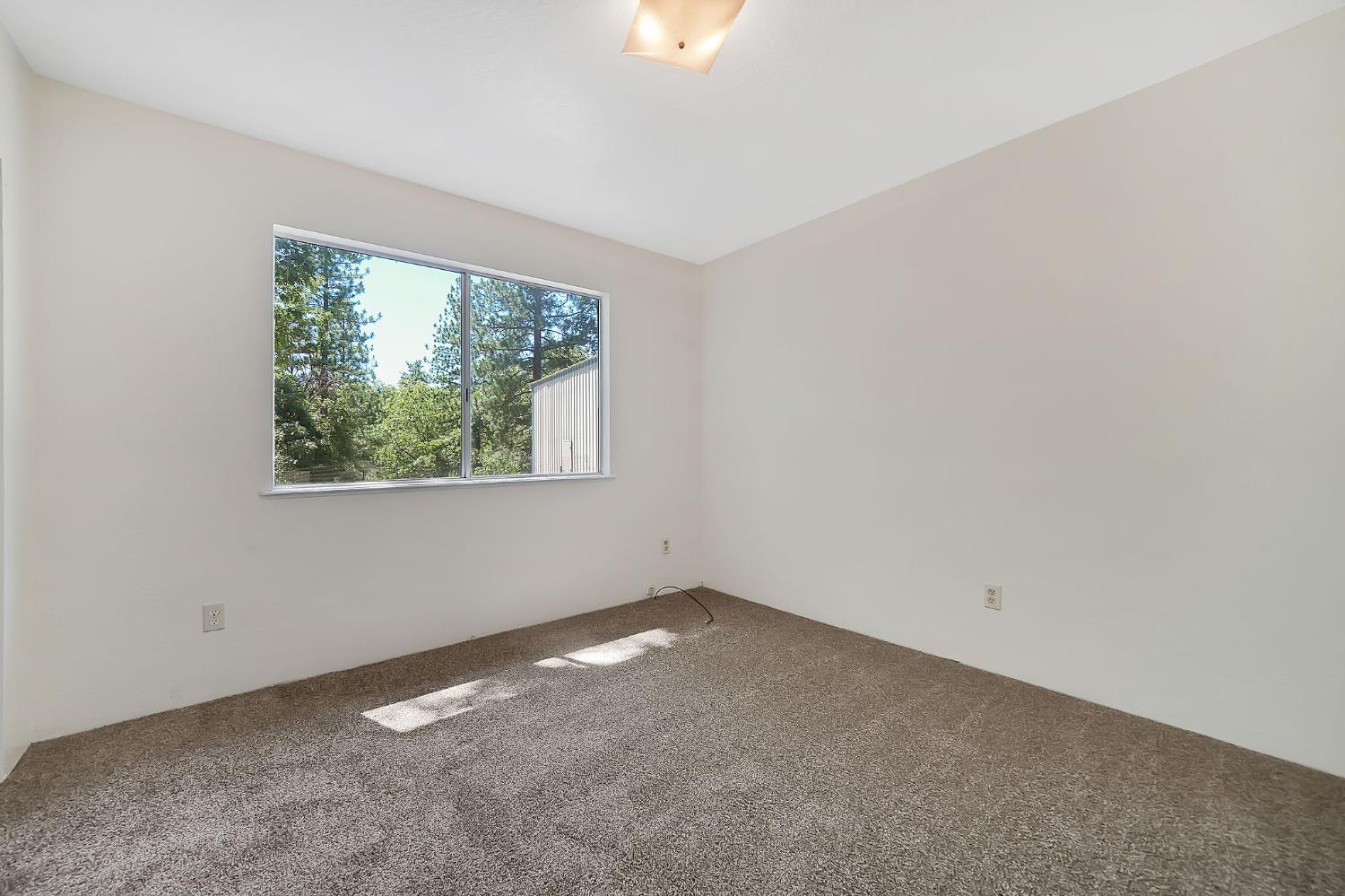 Detail Gallery Image 23 of 54 For 400 Centennial Mine Rd, West Point,  CA 95255 - 3 Beds | 2 Baths