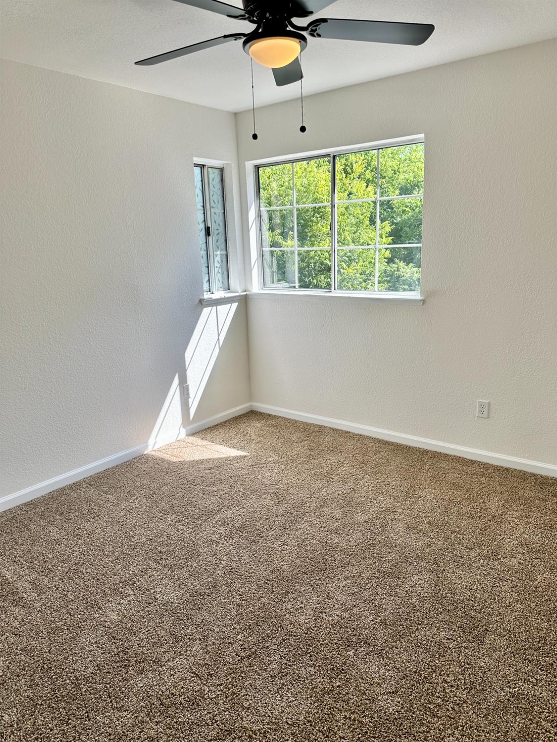 Detail Gallery Image 13 of 32 For 3017 Ambleside Way, Ceres,  CA 95307 - 4 Beds | 3 Baths