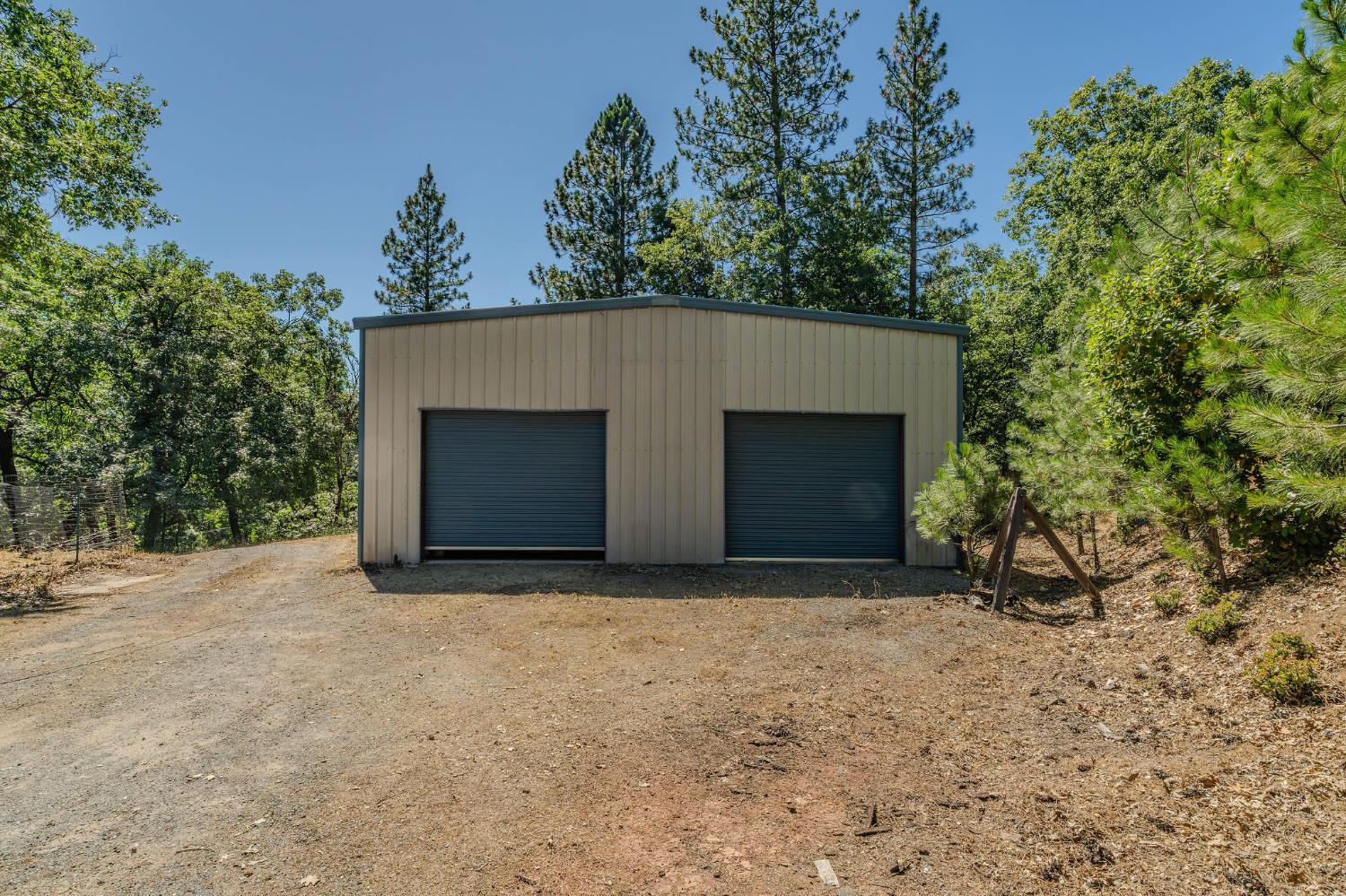 Detail Gallery Image 41 of 54 For 400 Centennial Mine Rd, West Point,  CA 95255 - 3 Beds | 2 Baths