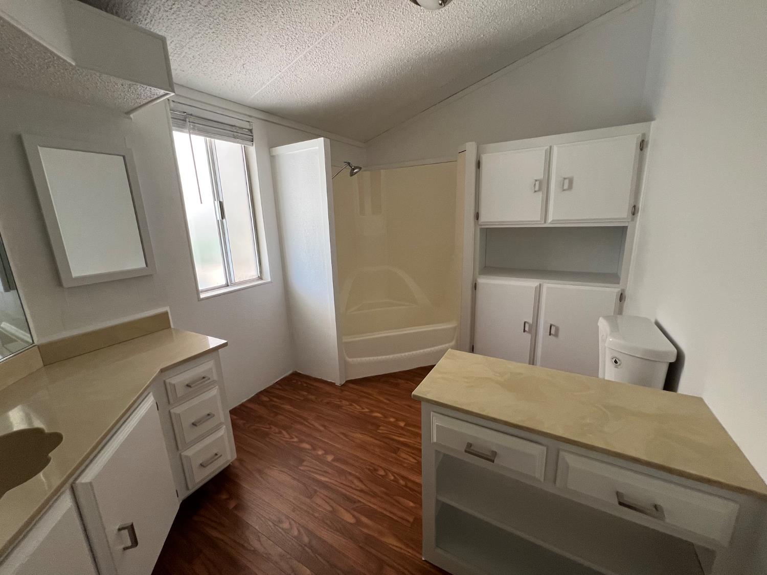 Detail Gallery Image 12 of 29 For 2240 Golden Oak Ln 134, Merced,  CA 95341 - 2 Beds | 2 Baths