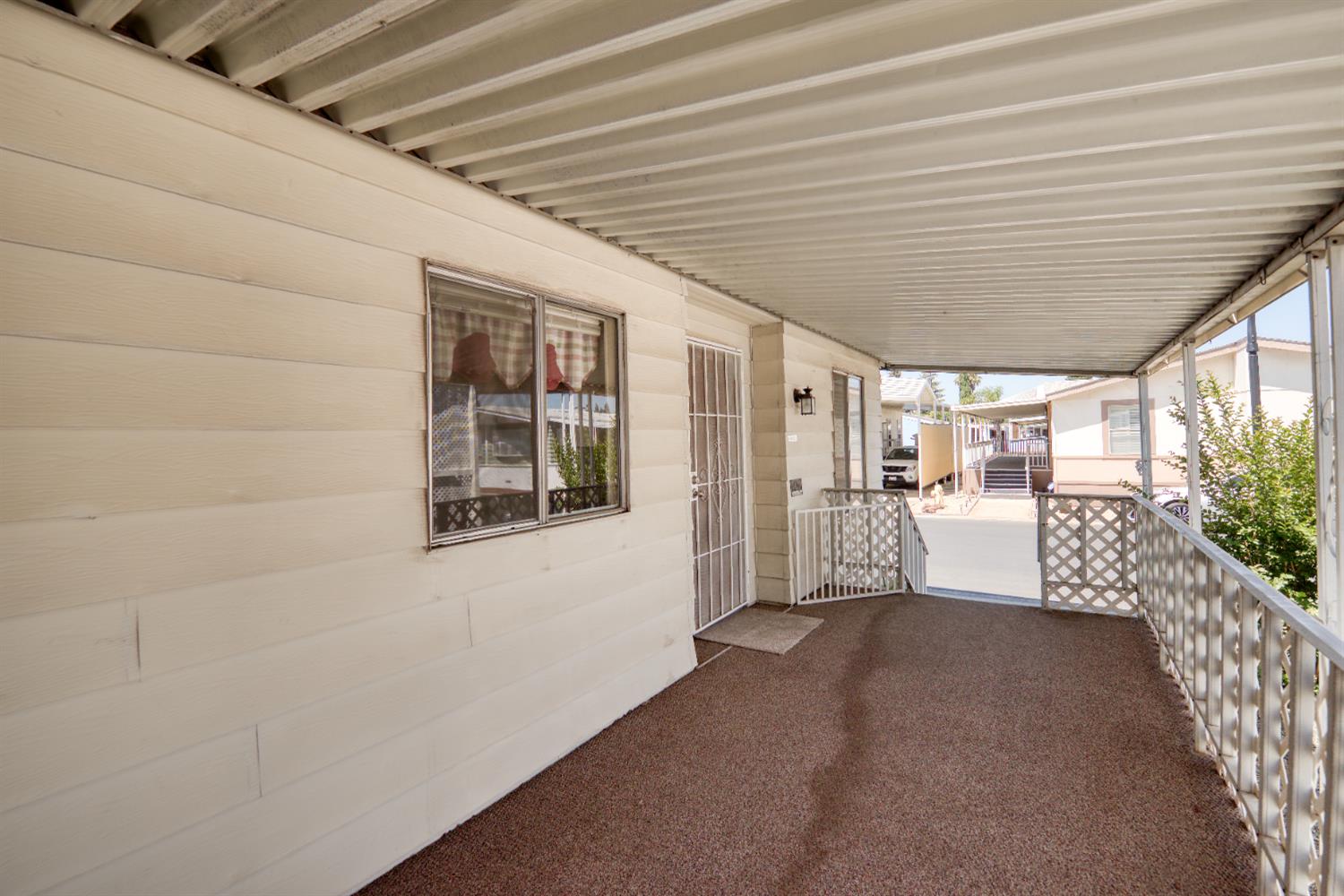 Detail Gallery Image 6 of 40 For 3916 Moana, Modesto,  CA 95356 - 2 Beds | 2 Baths