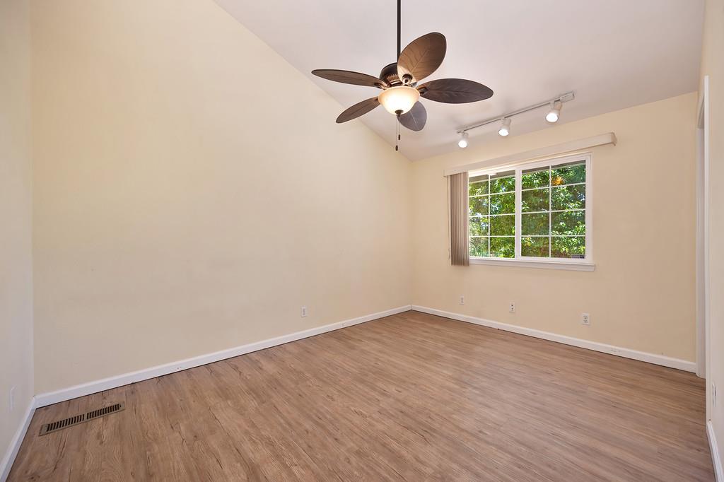 Detail Gallery Image 12 of 60 For 26375 Barb Wire Ln, Colfax,  CA 95713 - 3 Beds | 3 Baths