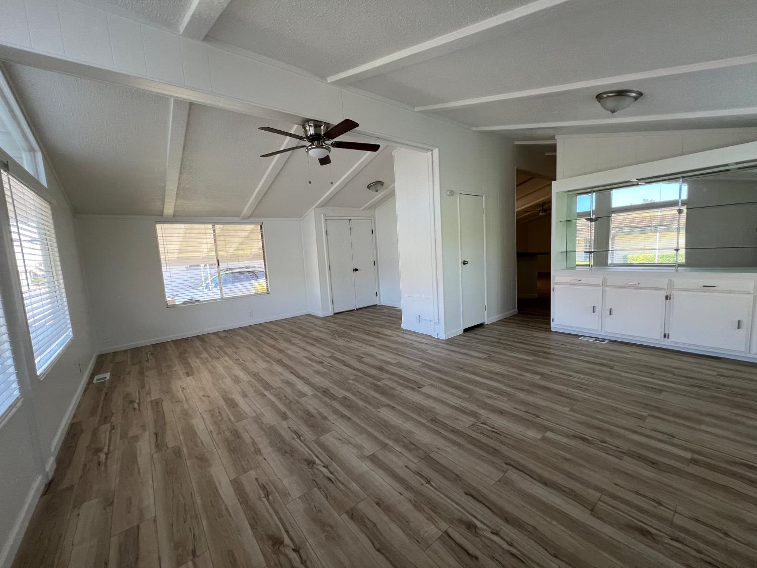 Detail Gallery Image 9 of 29 For 2240 Golden Oak Ln 134, Merced,  CA 95341 - 2 Beds | 2 Baths