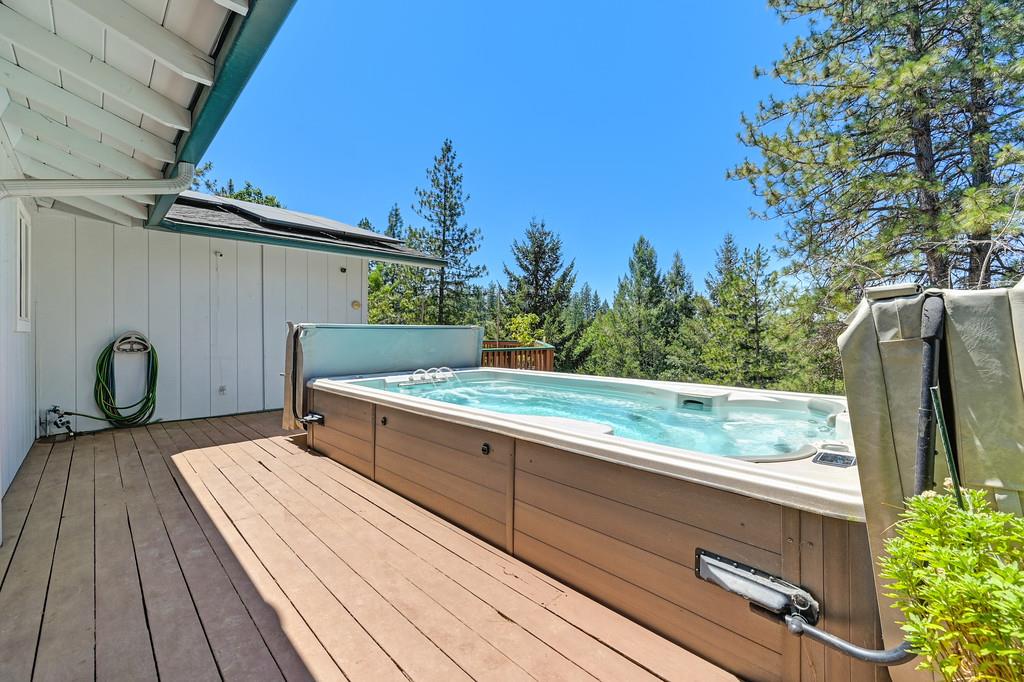 Detail Gallery Image 35 of 60 For 26375 Barb Wire Ln, Colfax,  CA 95713 - 3 Beds | 3 Baths