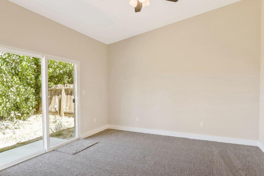 Detail Gallery Image 10 of 15 For 600 Valley View Dr, Oakdale,  CA 95361 - 3 Beds | 2 Baths
