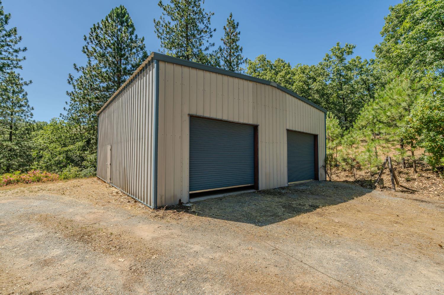 Detail Gallery Image 40 of 54 For 400 Centennial Mine Rd, West Point,  CA 95255 - 3 Beds | 2 Baths