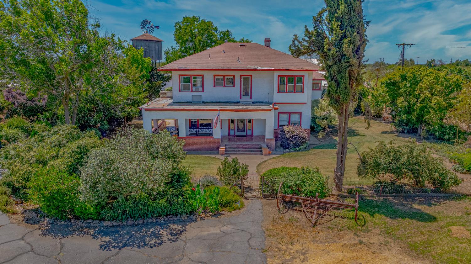 Detail Gallery Image 11 of 64 For 14625 Le Grand Rd, Le Grand,  CA 95333 - 5 Beds | 3 Baths