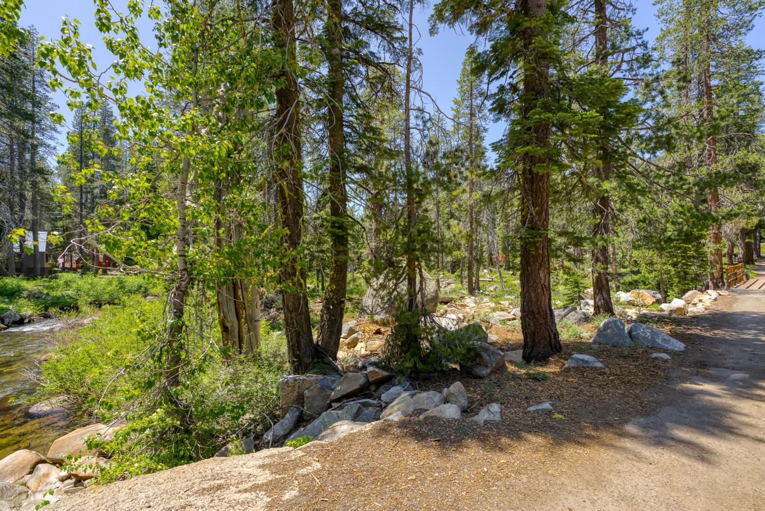 Detail Gallery Image 29 of 38 For 51515 Red Fir Dr, Soda Springs,  CA 95728 - – Beds | – Baths