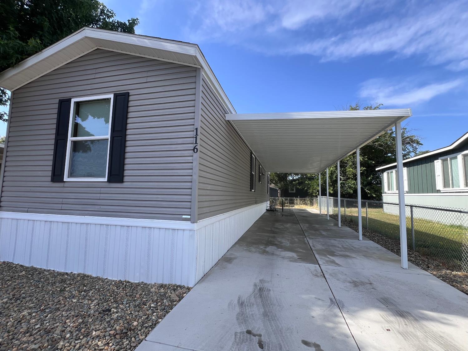 Detail Gallery Image 1 of 14 For 116 Village Cir, Sacramento,  CA 95838 - 2 Beds | 1 Baths