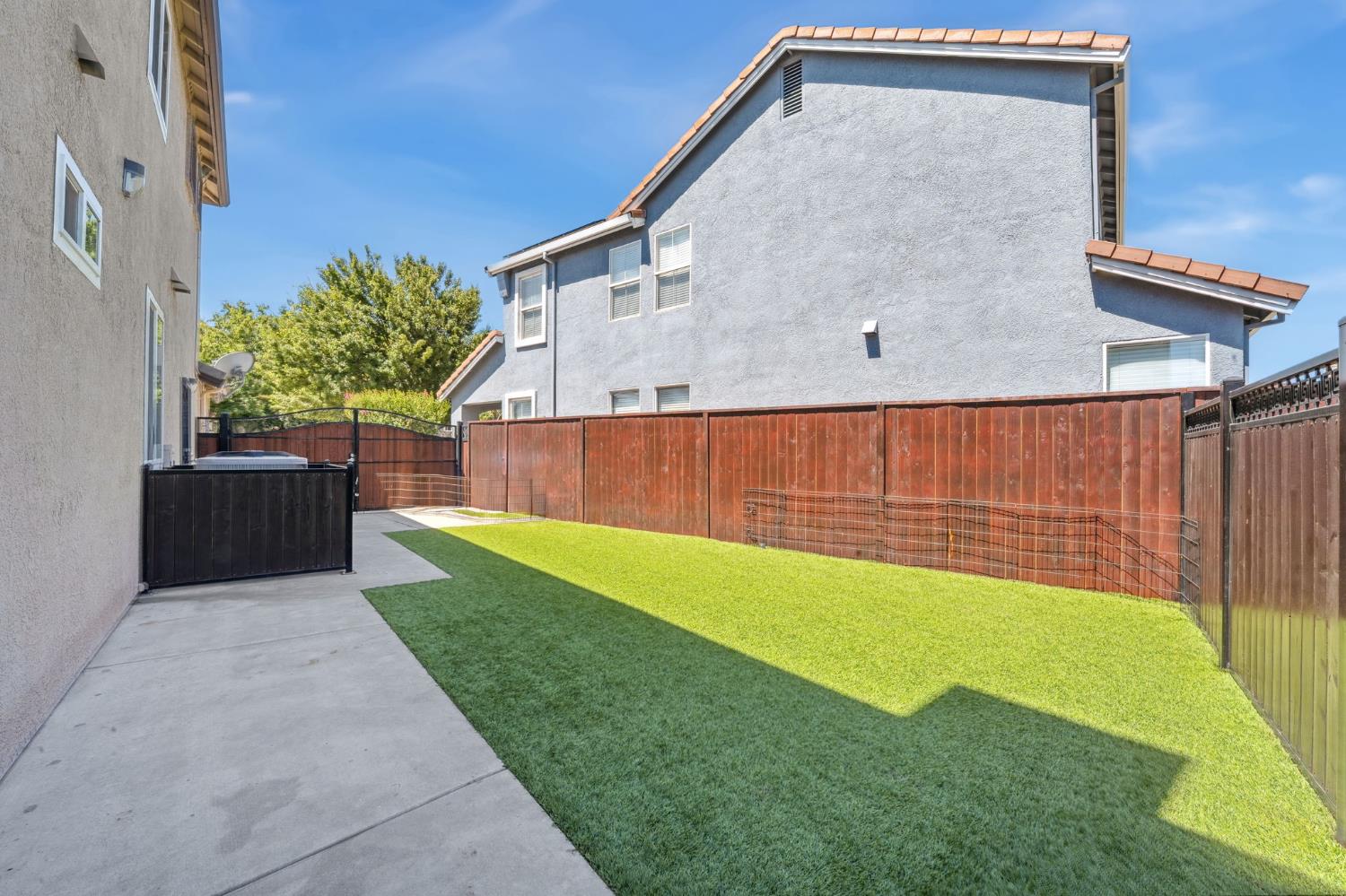 Detail Gallery Image 38 of 52 For 793 Amy Way, Manteca,  CA 95337 - 5 Beds | 3 Baths