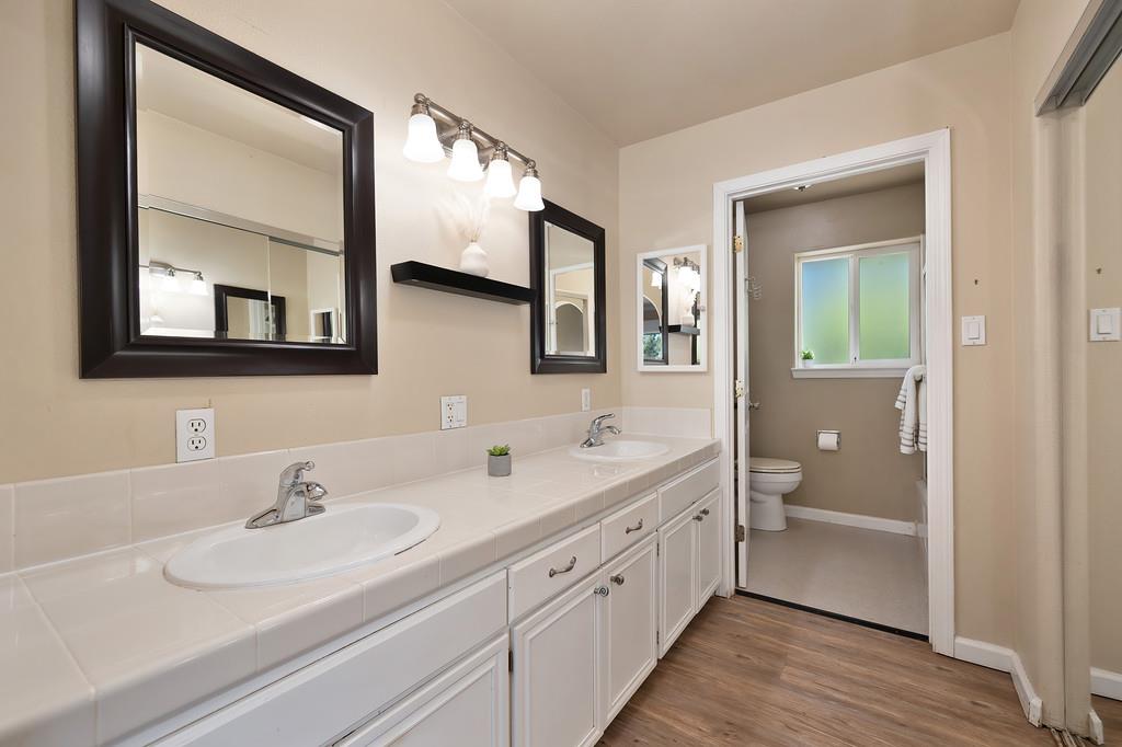Detail Gallery Image 26 of 60 For 26375 Barb Wire Ln, Colfax,  CA 95713 - 3 Beds | 3 Baths
