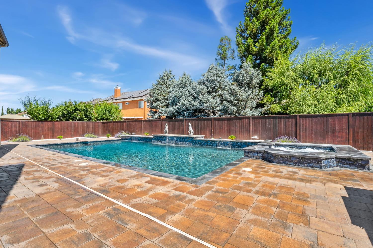 Detail Gallery Image 34 of 52 For 793 Amy Way, Manteca,  CA 95337 - 5 Beds | 3 Baths