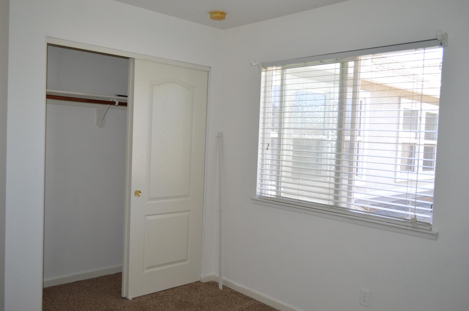 Detail Gallery Image 38 of 60 For 4227 Ivory Ln, Turlock,  CA 95382 - 3 Beds | 2/1 Baths