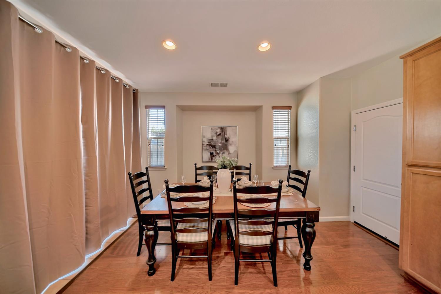 Detail Gallery Image 25 of 81 For 409 Bethell Ave, Mountain House,  CA 95391 - 4 Beds | 2/1 Baths