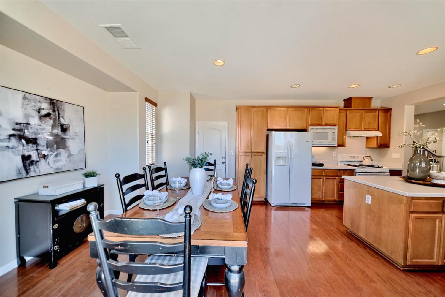 Detail Gallery Image 26 of 81 For 409 Bethell Ave, Mountain House,  CA 95391 - 4 Beds | 2/1 Baths