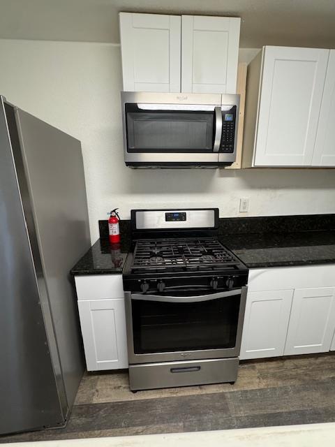 Detail Gallery Image 7 of 32 For 608 Morey Ave, Sacramento,  CA 95838 - 2 Beds | 1 Baths