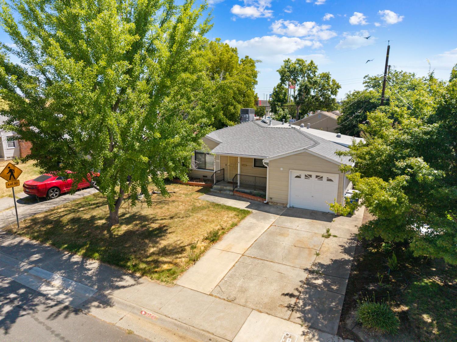 Detail Gallery Image 25 of 31 For 2743 Kroy Way, Sacramento,  CA 95817 - 3 Beds | 1 Baths