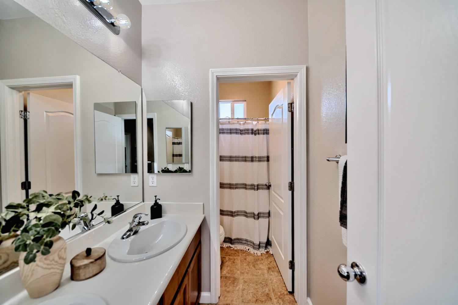 Detail Gallery Image 48 of 81 For 409 Bethell Ave, Mountain House,  CA 95391 - 4 Beds | 2/1 Baths