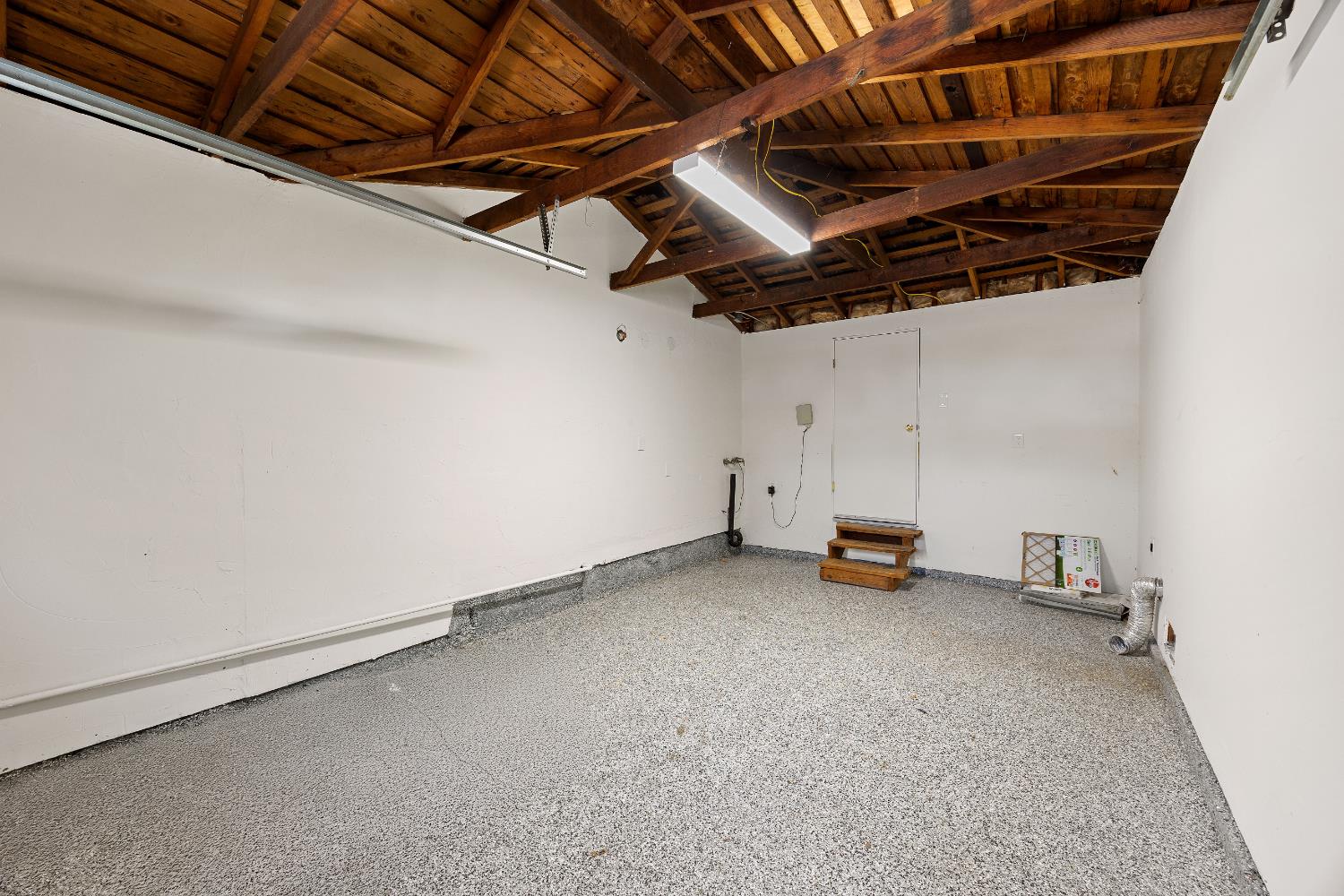Detail Gallery Image 15 of 31 For 2743 Kroy Way, Sacramento,  CA 95817 - 3 Beds | 1 Baths