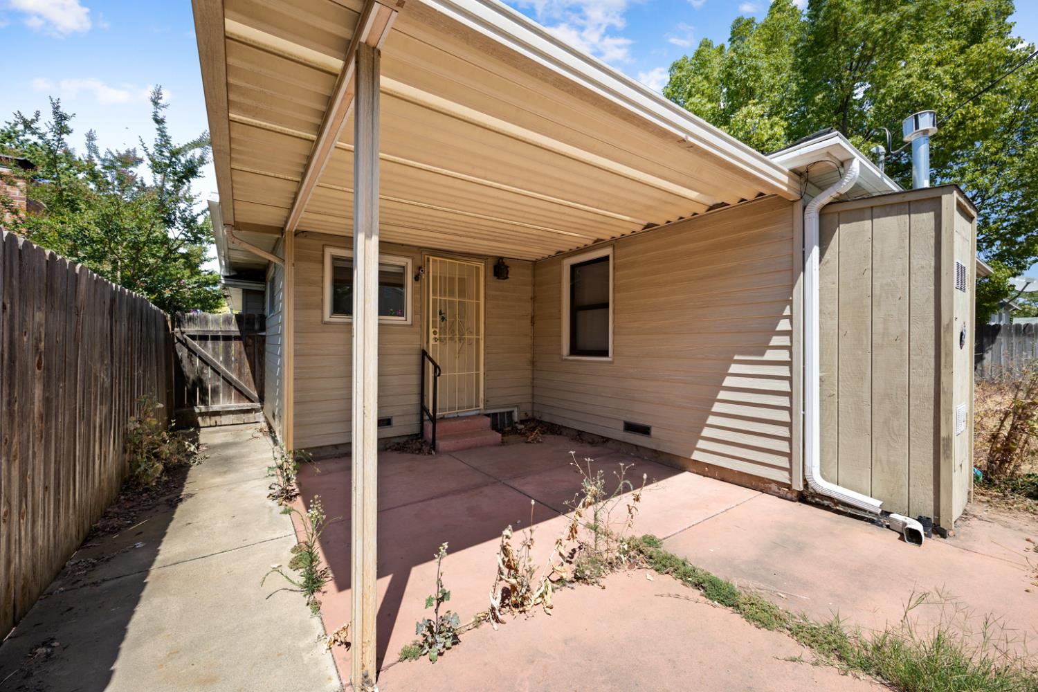 Detail Gallery Image 24 of 31 For 2743 Kroy Way, Sacramento,  CA 95817 - 3 Beds | 1 Baths