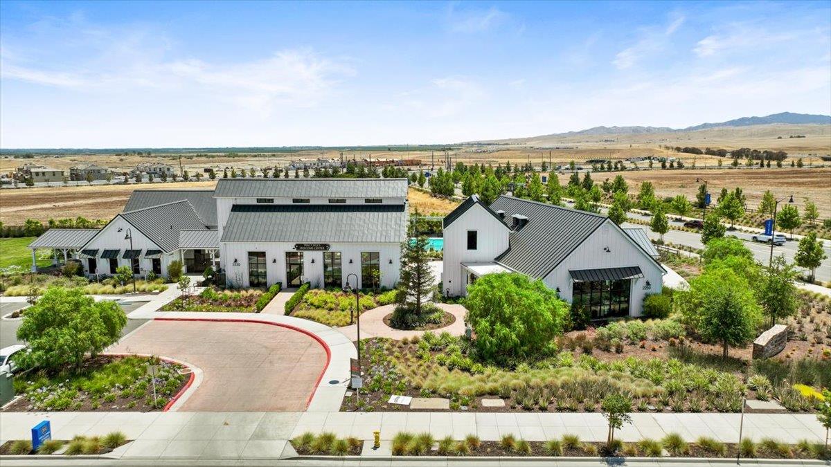 Detail Gallery Image 56 of 69 For 6707 Verbena St, Tracy,  CA 95377 - 4 Beds | 3 Baths