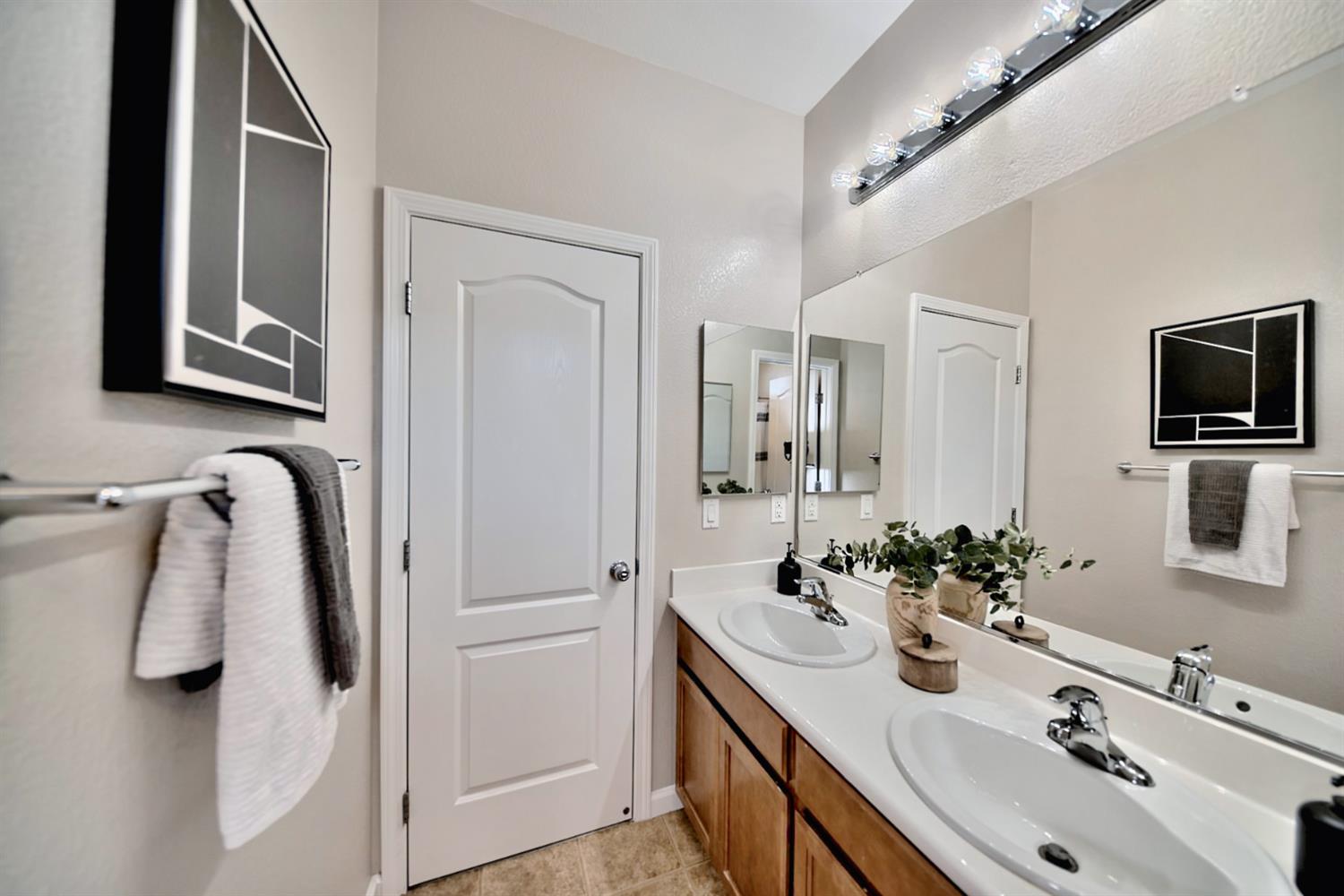 Detail Gallery Image 49 of 81 For 409 Bethell Ave, Mountain House,  CA 95391 - 4 Beds | 2/1 Baths