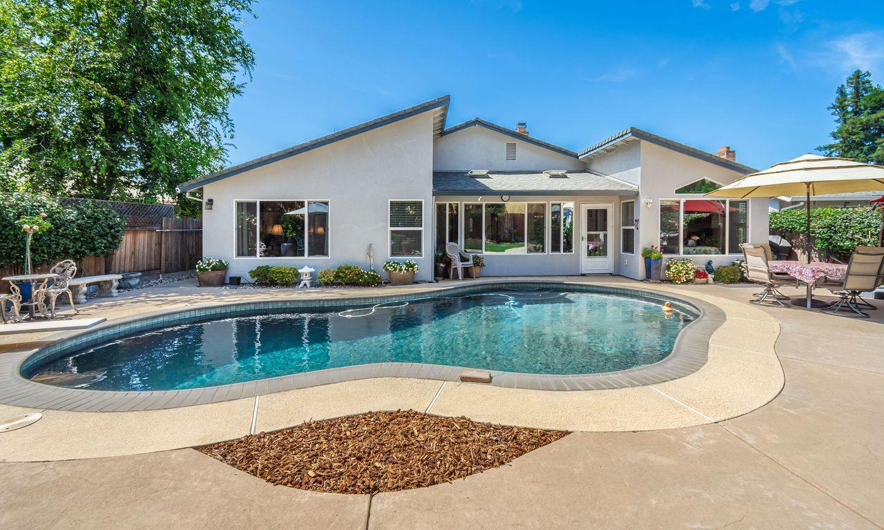Detail Gallery Image 41 of 43 For 3009 Heirloom Way, Sacramento,  CA 95826 - 4 Beds | 2 Baths