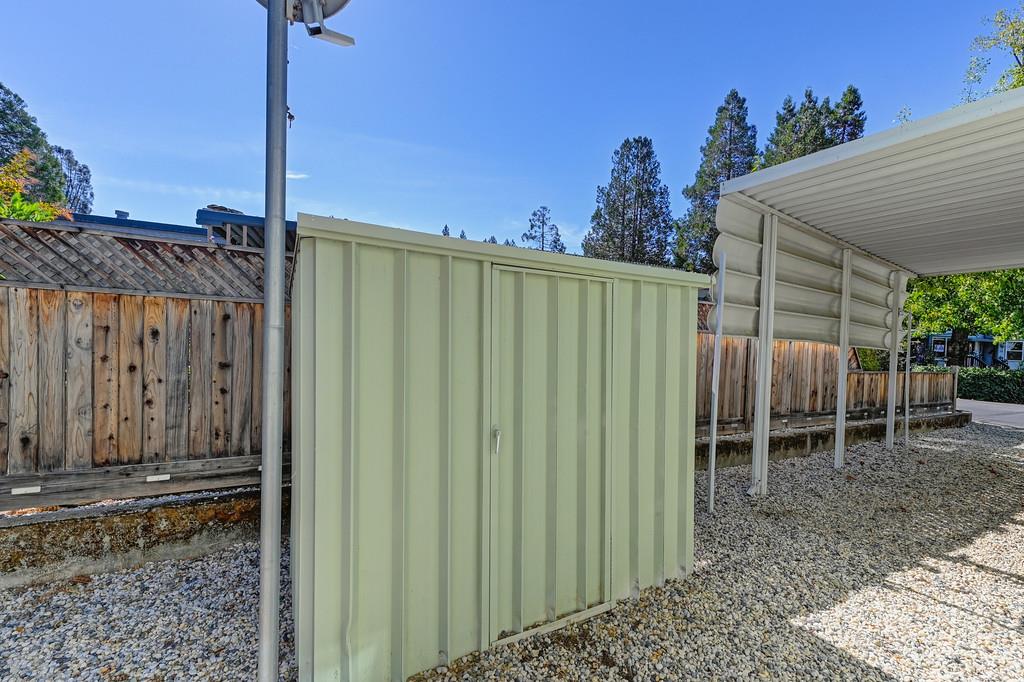 Detail Gallery Image 6 of 27 For 450 Gladycon Rd 11, Colfax,  CA 95713 - 1 Beds | 1 Baths