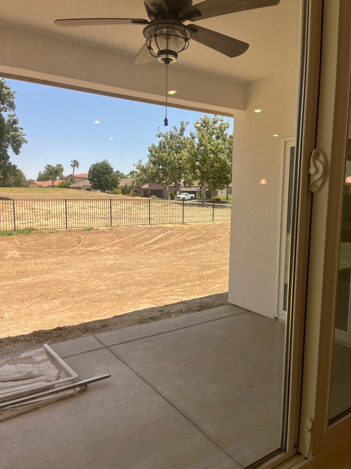 Detail Gallery Image 22 of 23 For 8520 Lake Shore Dr, Chowchilla,  CA 93610 - 3 Beds | 3 Baths