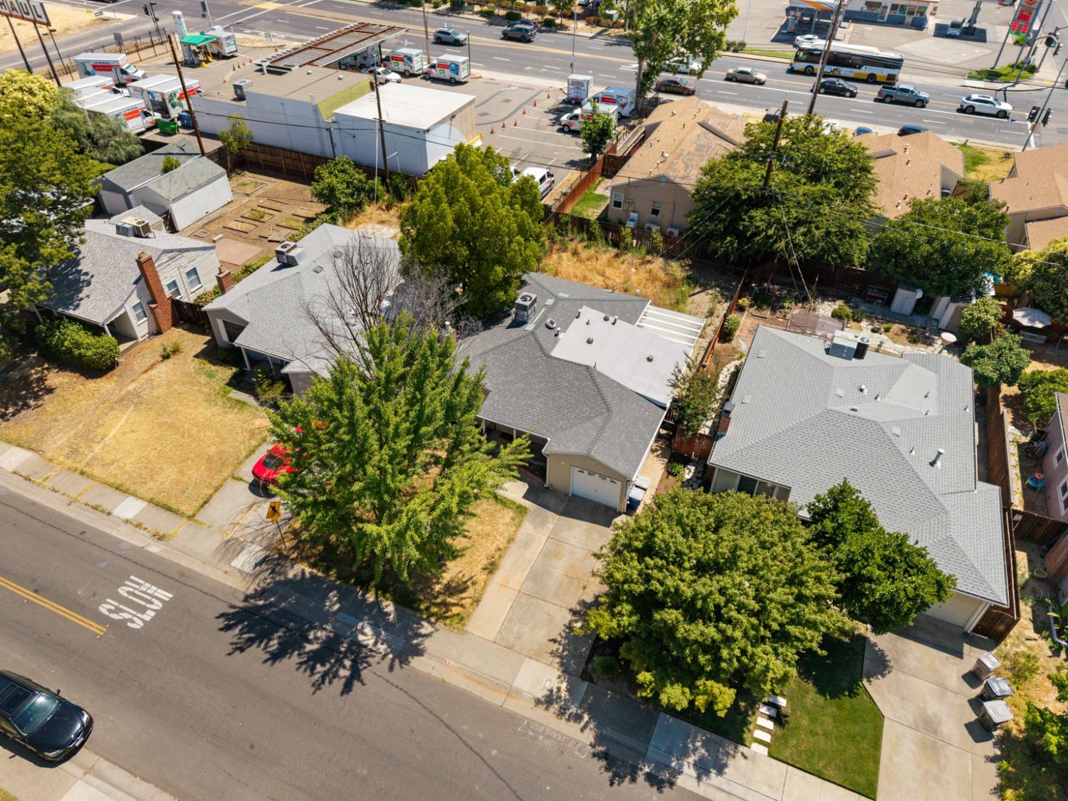 Detail Gallery Image 31 of 31 For 2743 Kroy Way, Sacramento,  CA 95817 - 3 Beds | 1 Baths