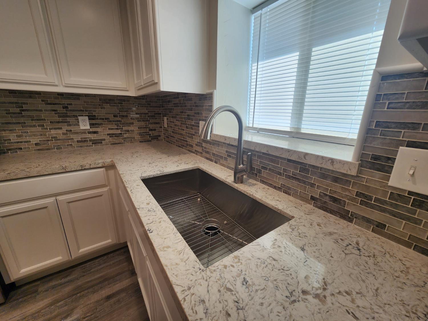 Detail Gallery Image 19 of 61 For 20383 Sutliff Rd, Escalon,  CA 95320 - 2 Beds | 1 Baths