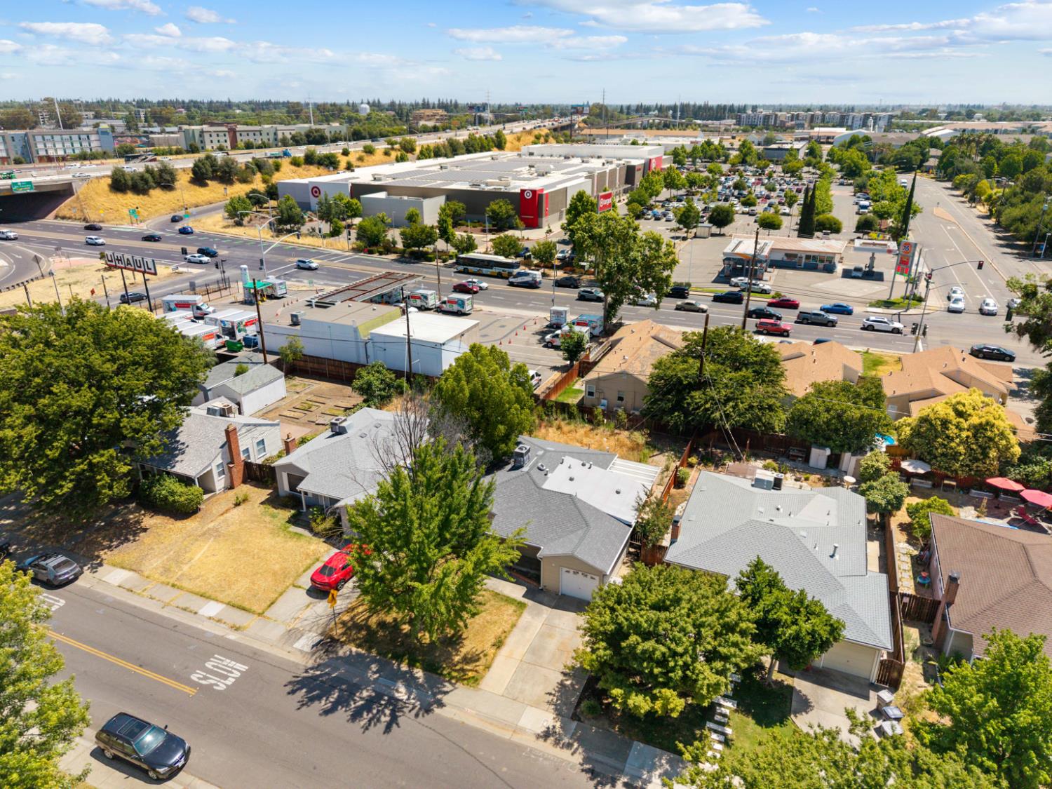 Detail Gallery Image 26 of 31 For 2743 Kroy Way, Sacramento,  CA 95817 - 3 Beds | 1 Baths