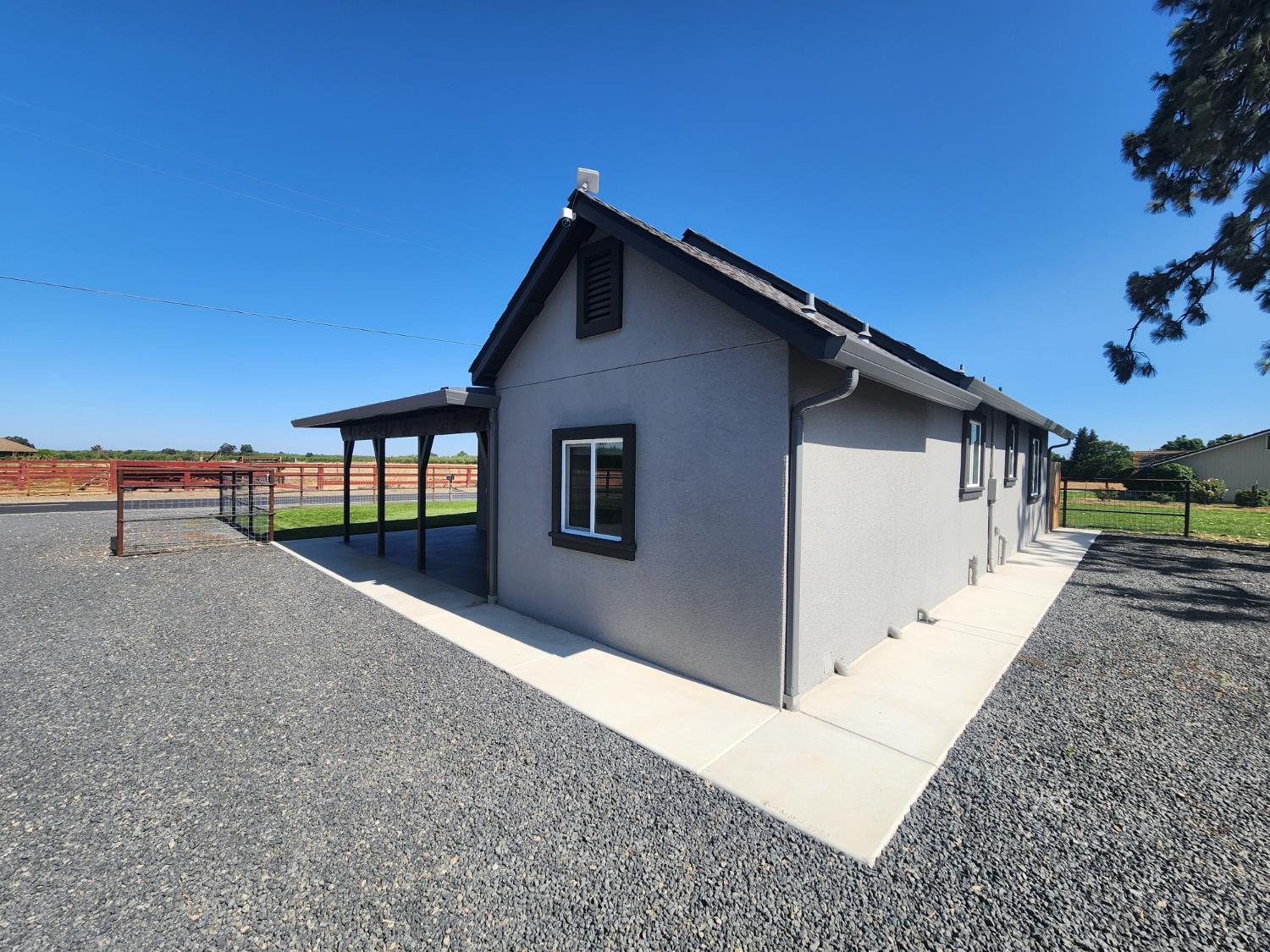 Detail Gallery Image 7 of 61 For 20383 Sutliff Rd, Escalon,  CA 95320 - 2 Beds | 1 Baths