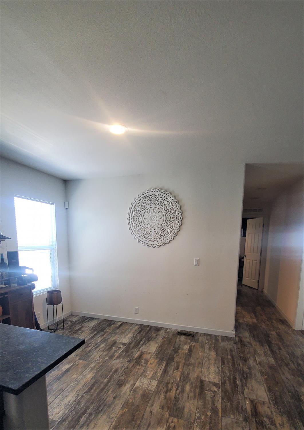 Detail Gallery Image 4 of 25 For 1624 S Highway 99 Rd 19, Manteca,  CA 95336 - 3 Beds | 2 Baths