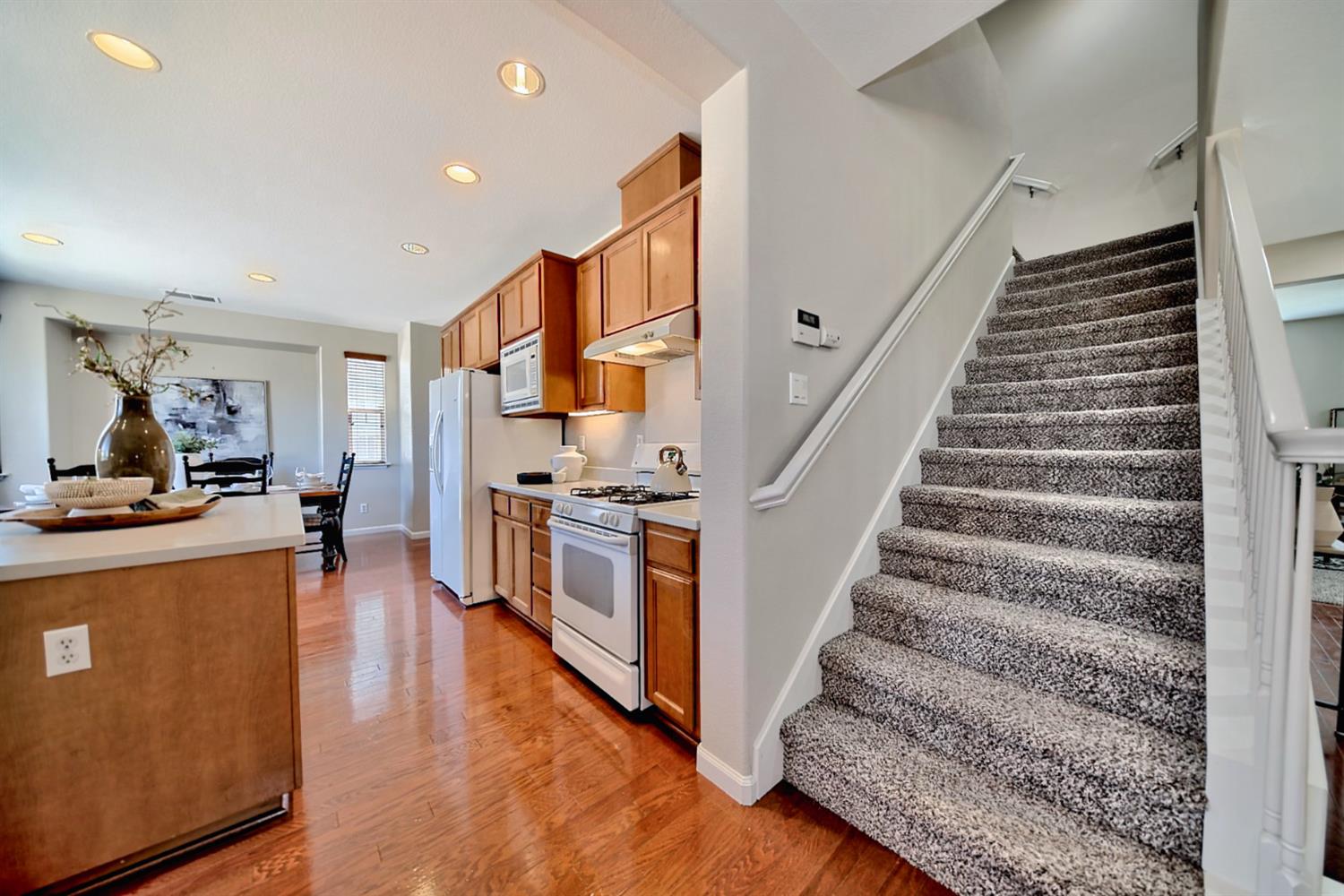 Detail Gallery Image 31 of 81 For 409 Bethell Ave, Mountain House,  CA 95391 - 4 Beds | 2/1 Baths