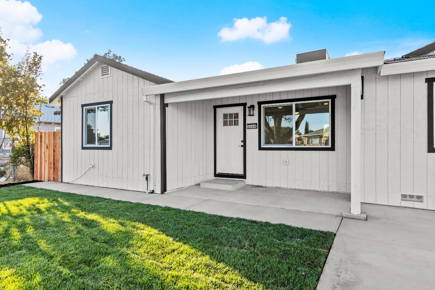 Detail Gallery Image 41 of 56 For 2429 50th Ave, Sacramento,  CA 95822 - 4 Beds | 2 Baths