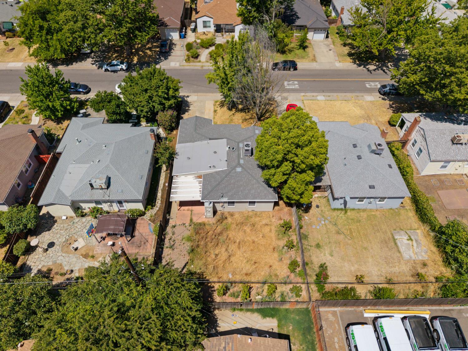 Detail Gallery Image 29 of 31 For 2743 Kroy Way, Sacramento,  CA 95817 - 3 Beds | 1 Baths